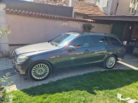 Mercedes-Benz C 220, снимка 4