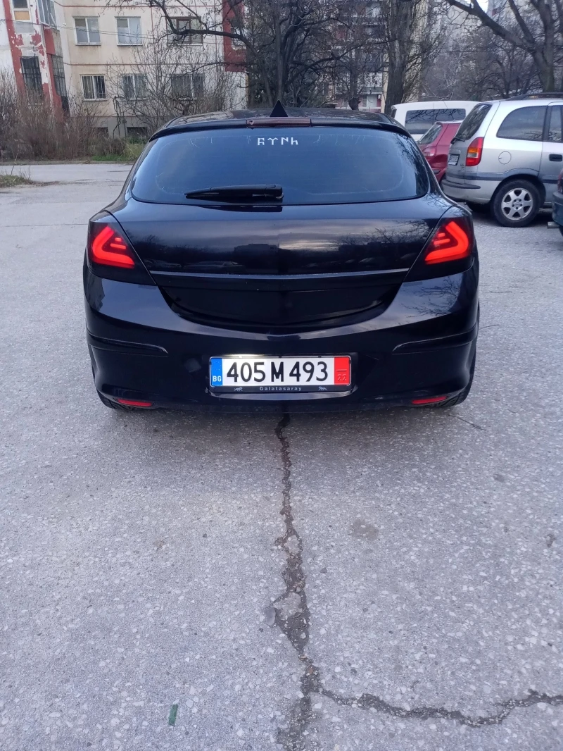 Opel Astra GTC 1.6, снимка 6 - Автомобили и джипове - 47576380