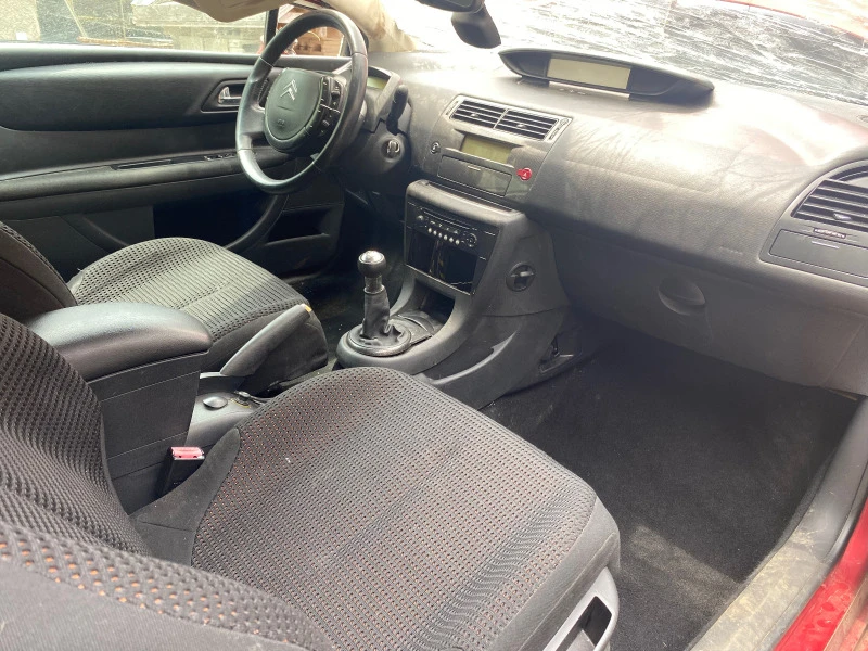 Citroen C4 1.6 / 16 V , снимка 1 - Автомобили и джипове - 44157052