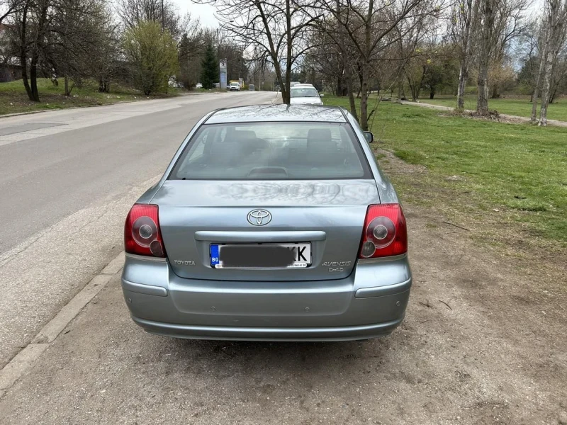 Toyota Avensis, снимка 4 - Автомобили и джипове - 47933730