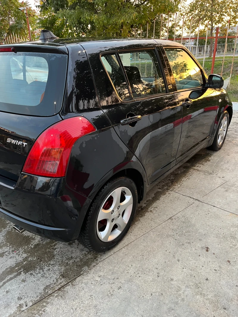 Suzuki Swift, снимка 7 - Автомобили и джипове - 47915176