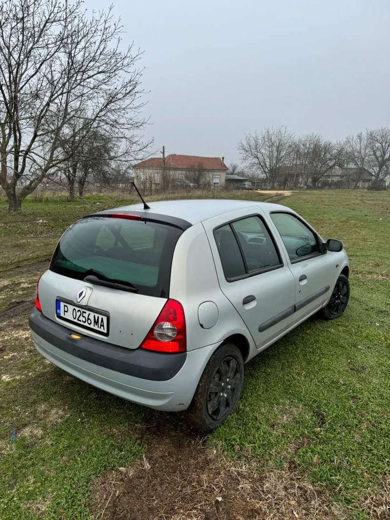 Renault Clio 1.2, снимка 4 - Автомобили и джипове - 48443713