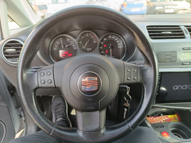 Seat Leon 1.9 TDI, снимка 14 - Автомобили и джипове - 49138074