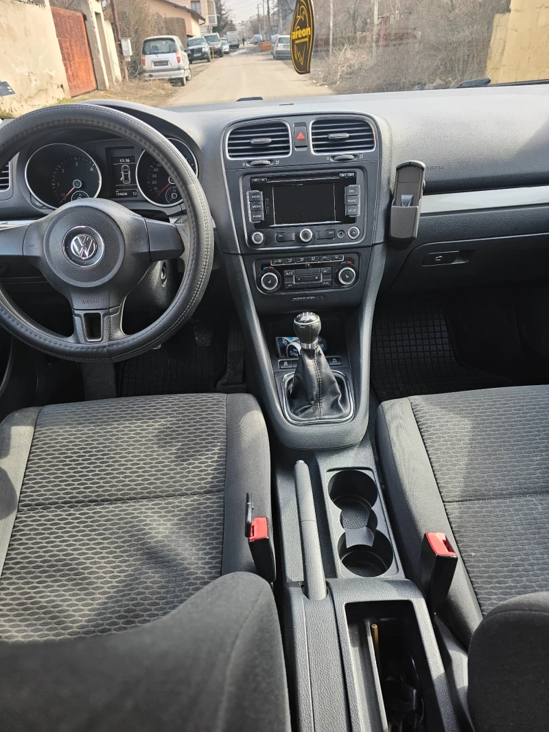 VW Golf Спешно!!!, снимка 9 - Автомобили и джипове - 49300681