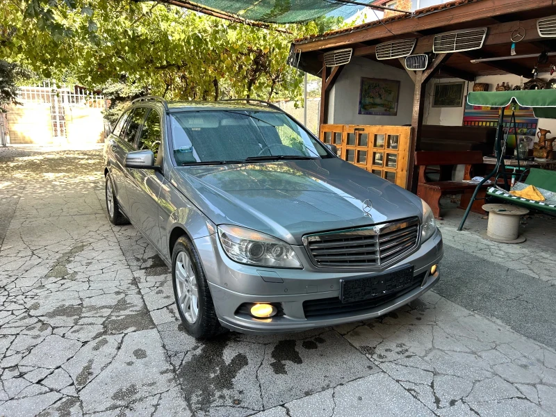 Mercedes-Benz C 220 2.2 6 СКОРОСТИ ЛИЗИНГ, снимка 4 - Автомобили и джипове - 51433123