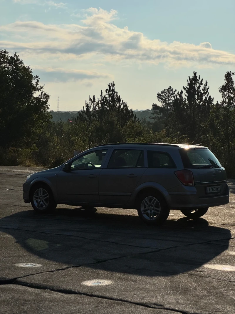 Opel Astra, снимка 7 - Автомобили и джипове - 52835902