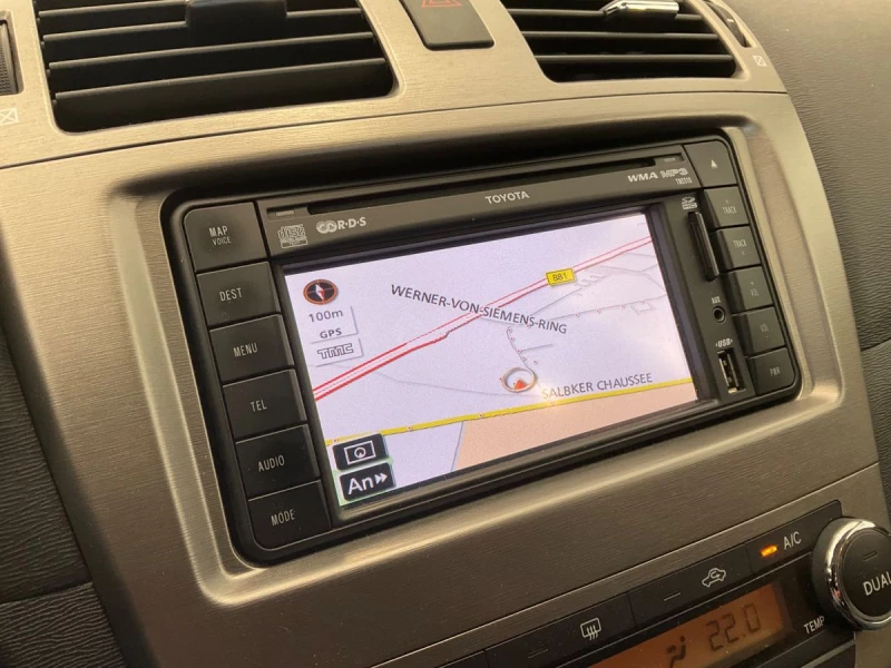 Toyota Avensis 1.8 Edition СЕРВИЗНА ИСТОРИЯ, снимка 5 - Автомобили и джипове - 51908561