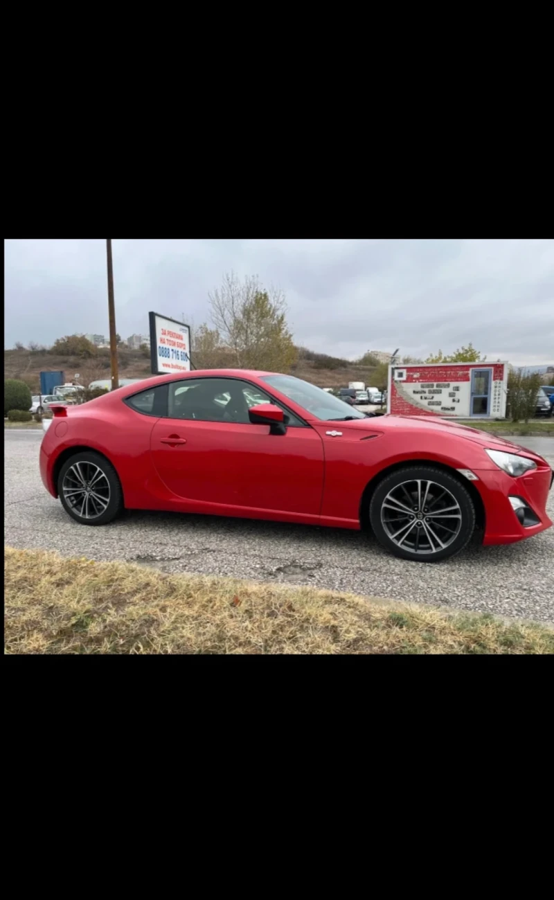 Toyota GT86, снимка 10 - Автомобили и джипове - 52269335