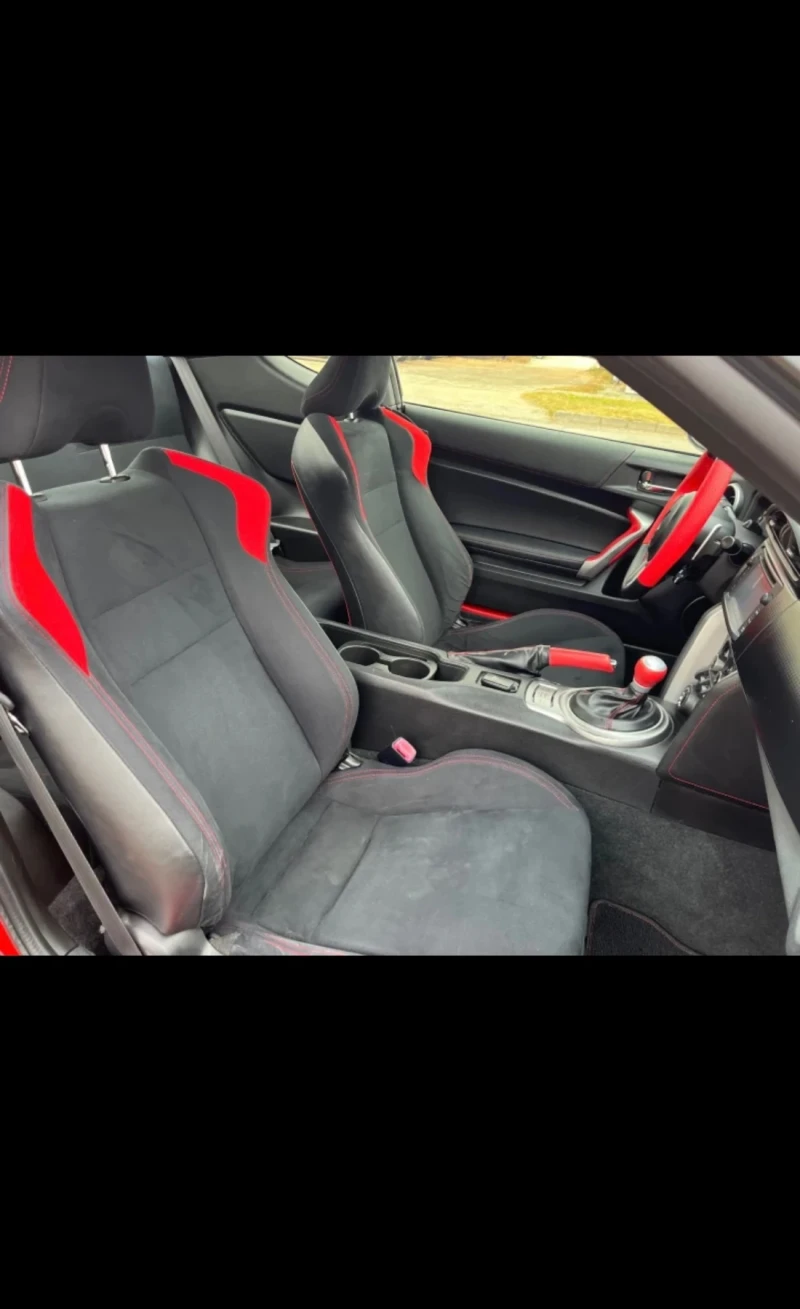 Toyota GT86, снимка 7 - Автомобили и джипове - 52269335