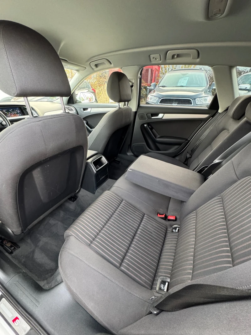 Audi A4 3.0 S-LINE, снимка 13 - Автомобили и джипове - 52336707