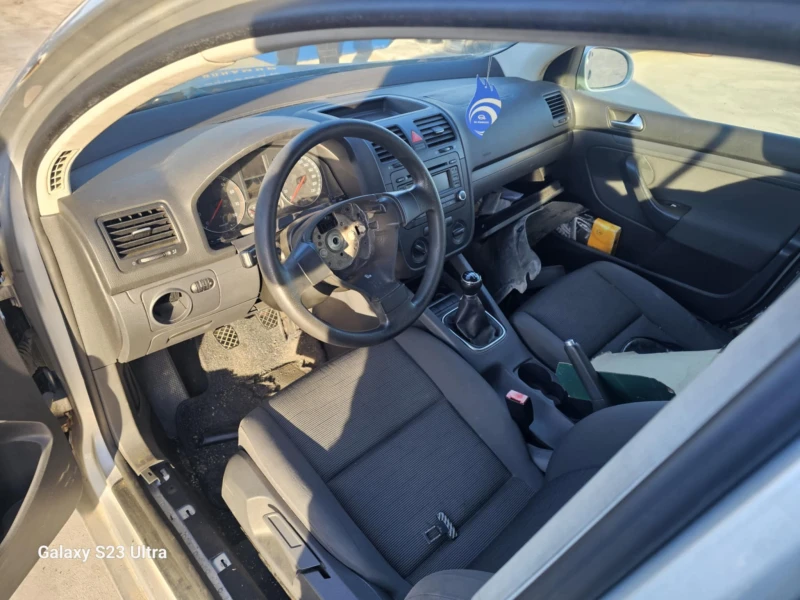 VW Golf, снимка 5 - Автомобили и джипове - 52408853