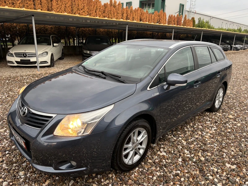 Toyota Avensis 1.8 i NAVI, снимка 3 - Автомобили и джипове - 52663672