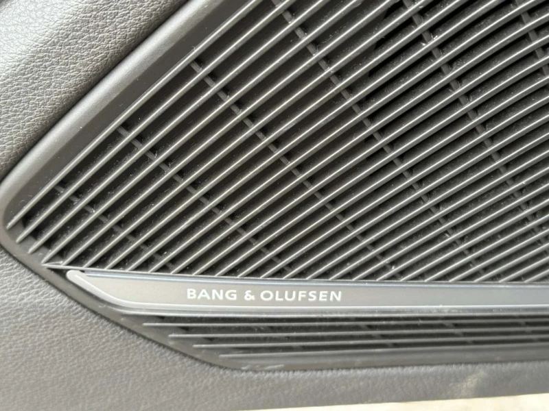 Audi A4 Allroad 3.0TDI/PANO/DIGITAL/SLINE, снимка 12 - Автомобили и джипове - 52903366