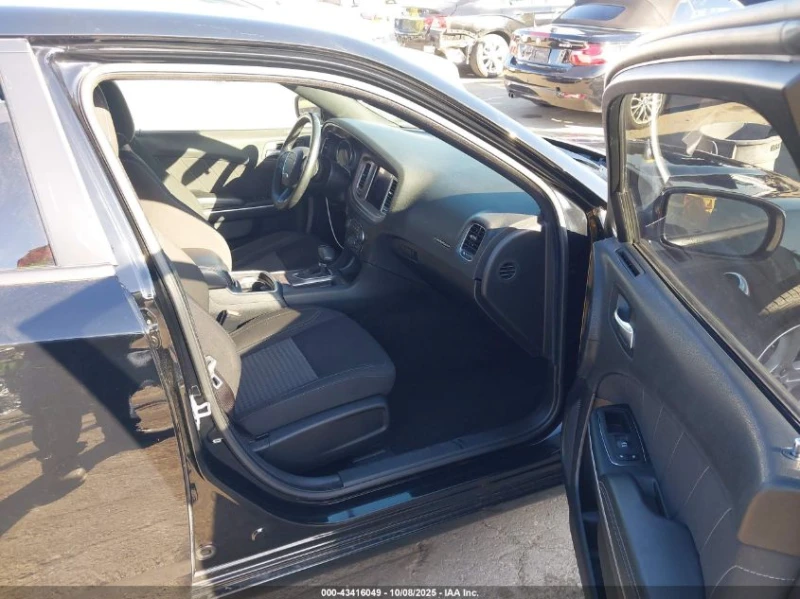 Dodge Charger 3.6l Sxt, снимка 5 - Автомобили и джипове - 53465237