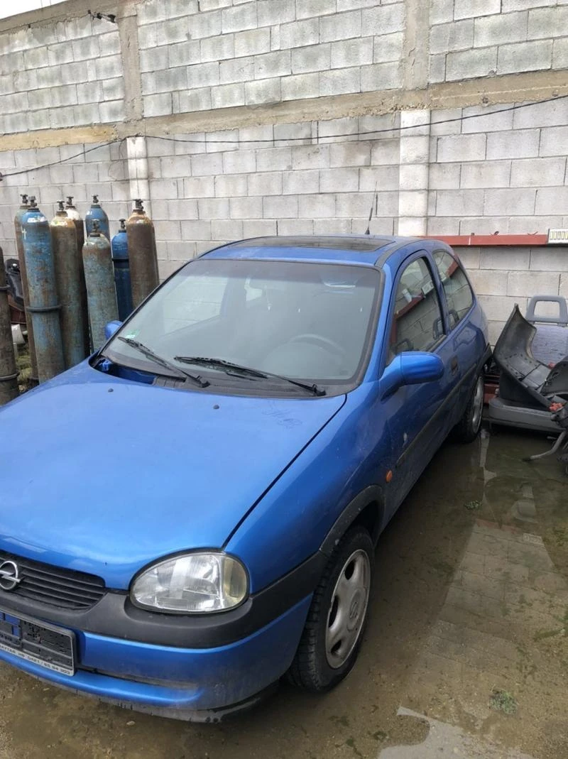 Opel Corsa 1.0, снимка 3 - Автомобили и джипове - 33310719