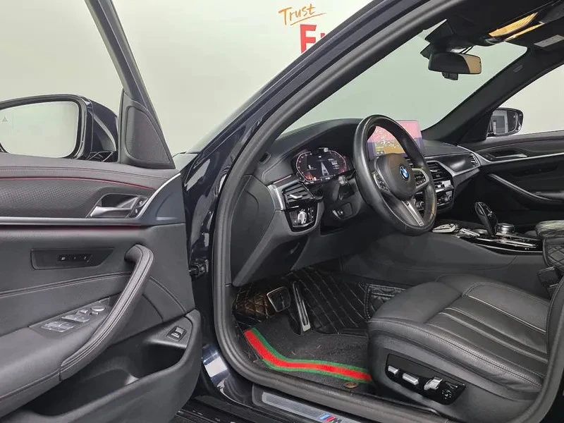 BMW 520, снимка 12 - Автомобили и джипове - 54737304