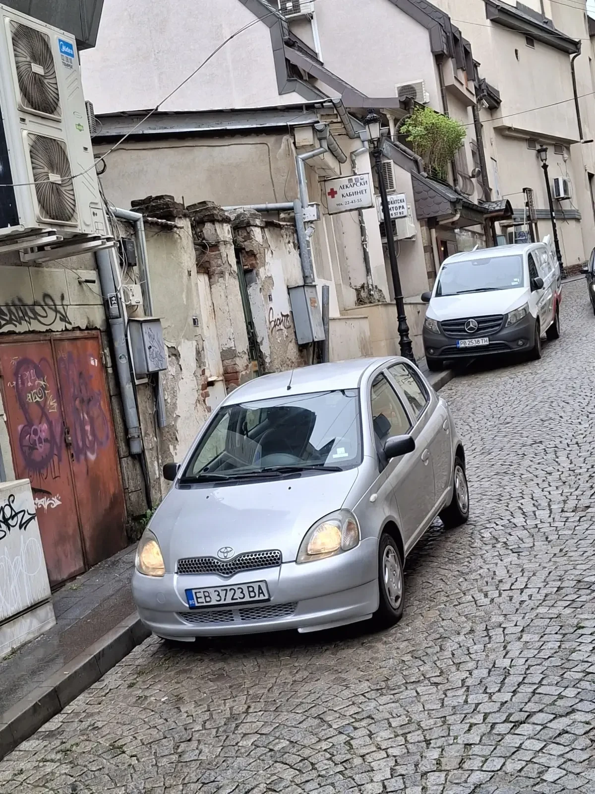 Toyota Yaris 1.0 70кс , снимка 1