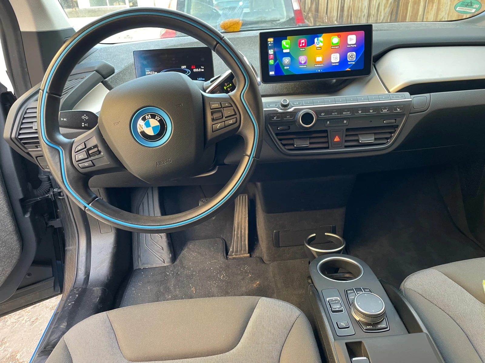 BMW i3 120Аh Keyless Carplay Heat pump Harman Kardon  - изображение 3