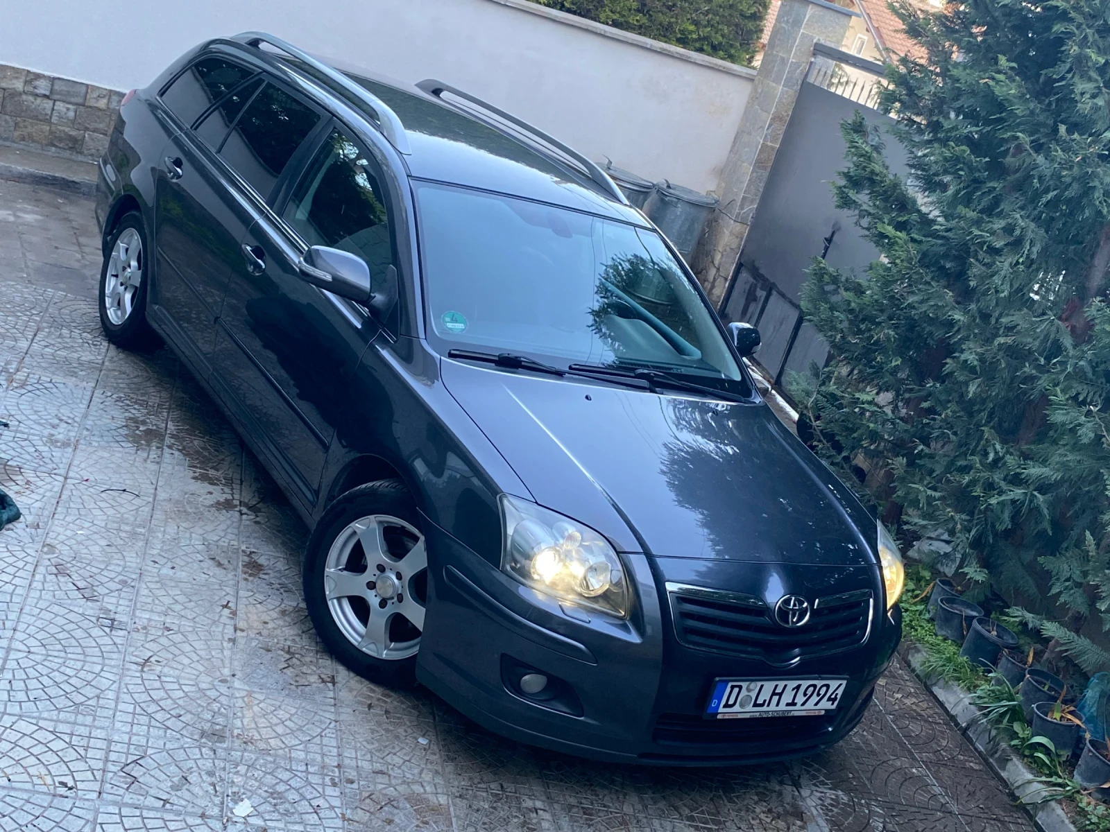 Toyota Avensis 2.2 D-4D | Mobile.bg — изображение 1