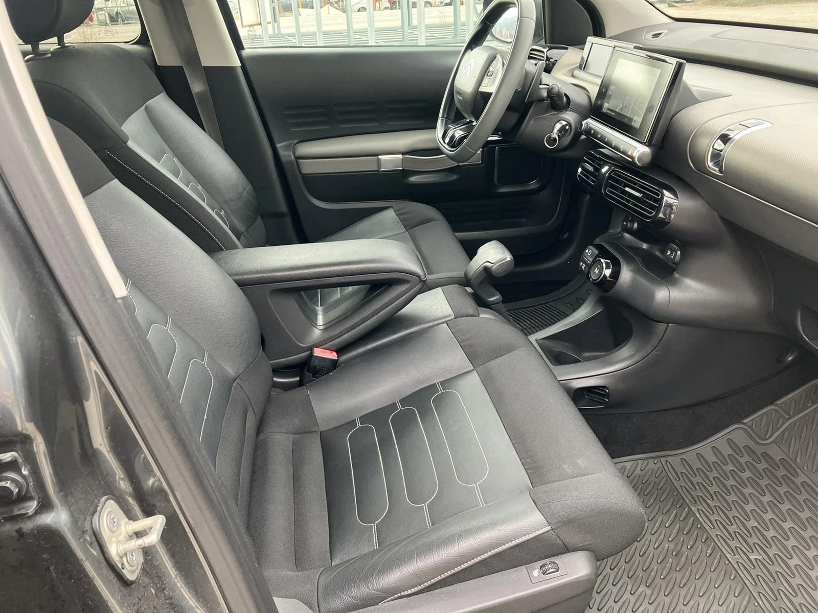 Citroen C4 Cactus 1, 6-92к.с.Фул екстри - изображение 7