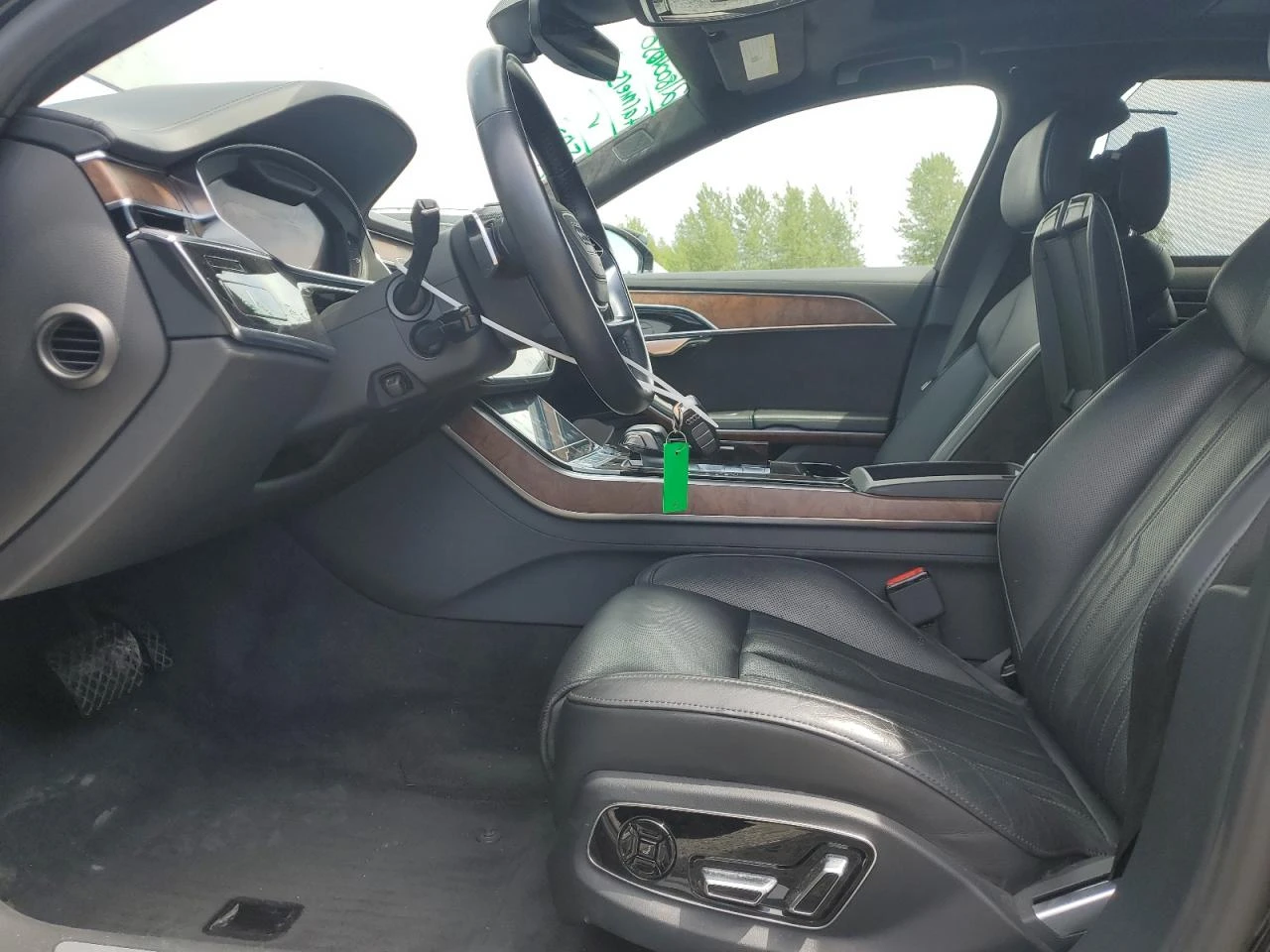 Audi A8 L 4.0* Matrix Laser* Обдух* B&О* 360* Въздух* Щори - изображение 7