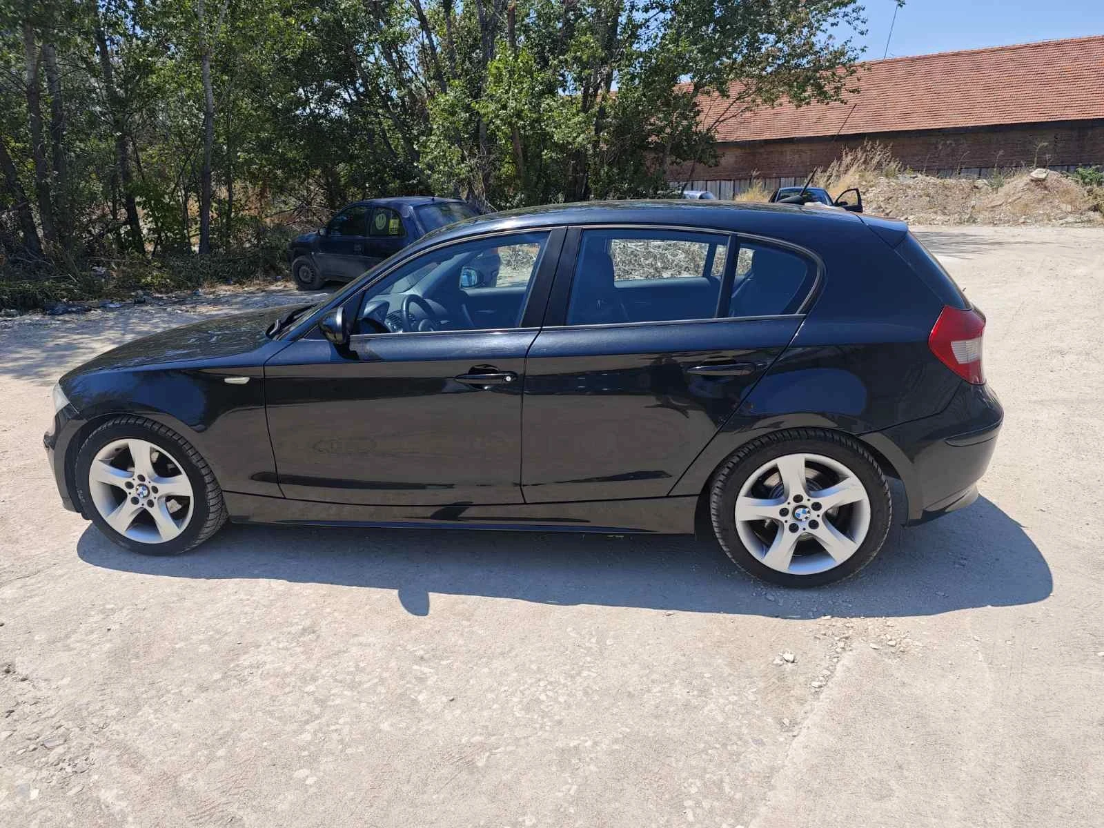 BMW 120  - изображение 5