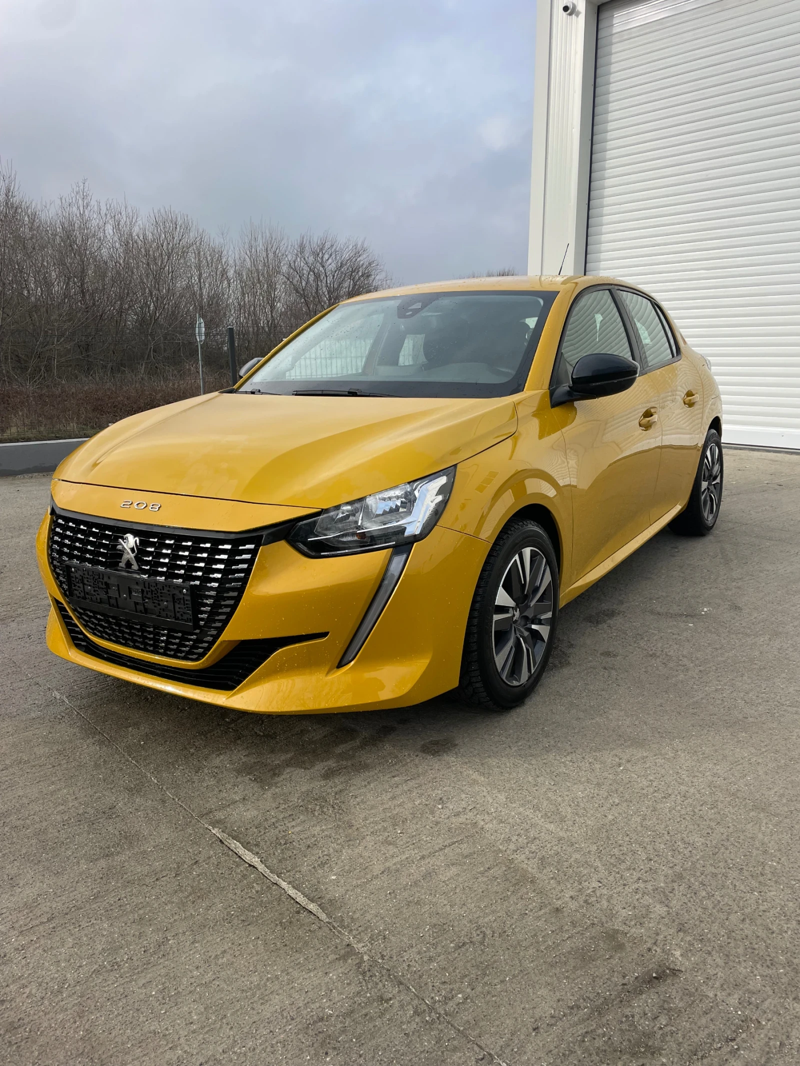 Peugeot 208 1.2i-75 �.�. | Mobile.bg � ����������� 1