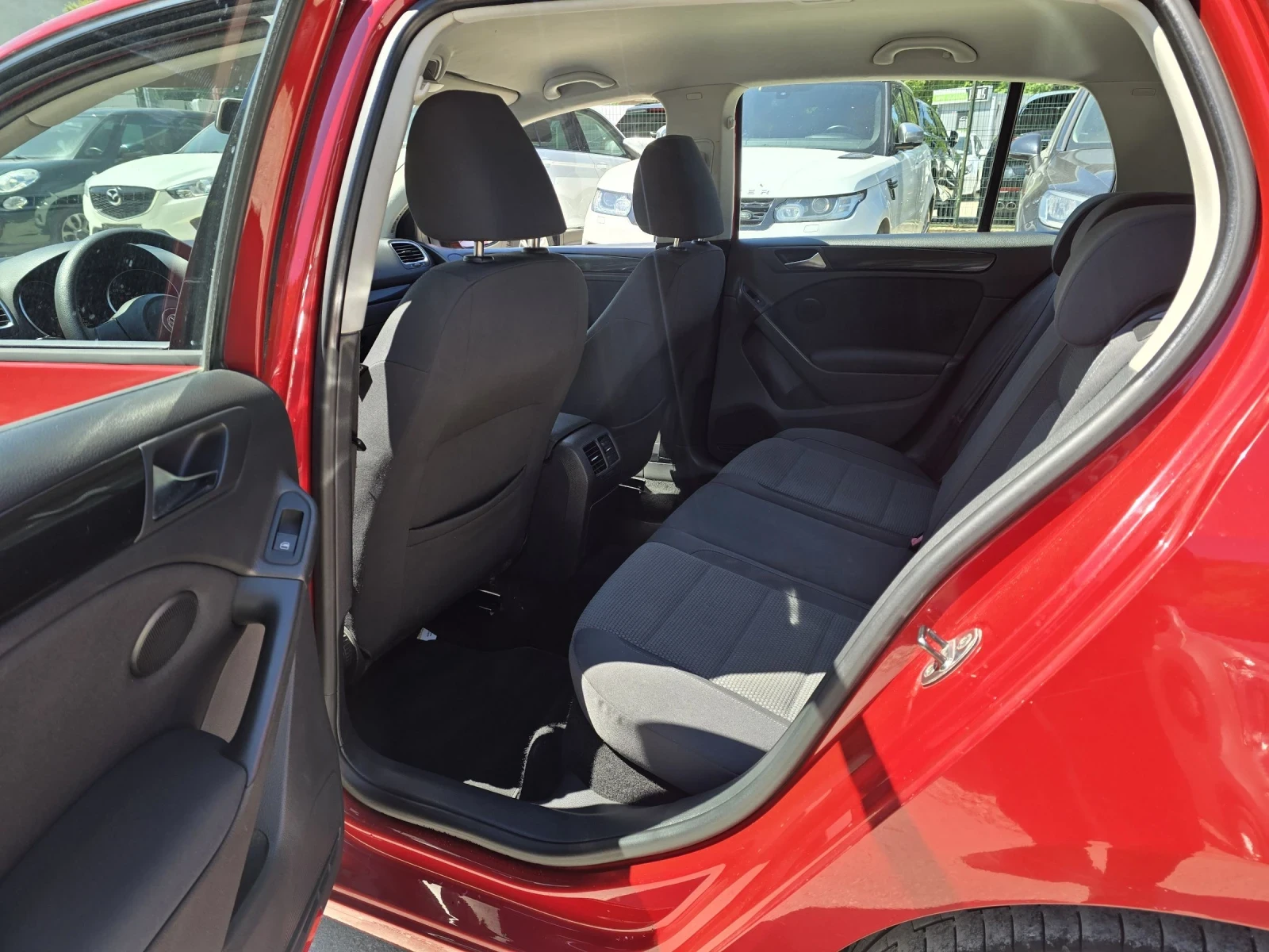 VW Golf 2.0TDI 140к.с Highline, снимка 12 - Автомобили и джипове - 53745013