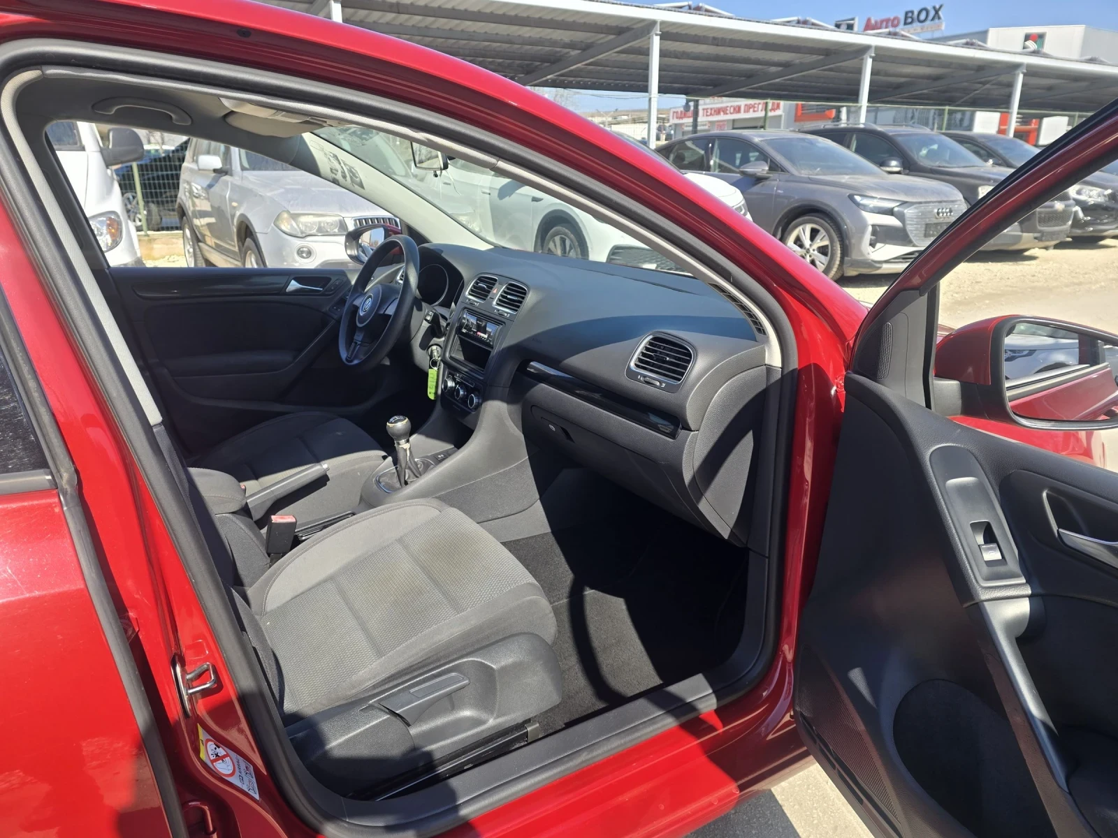 VW Golf 2.0TDI 140к.с Highline, снимка 13 - Автомобили и джипове - 53745013