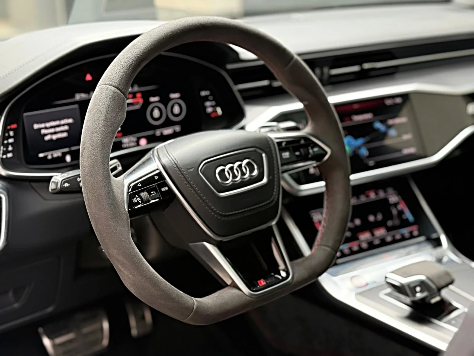 Audi Rs7 AUDI RS7 Ceramic Масажи Обдухване Full, снимка 12 - Автомобили и джипове - 53953619