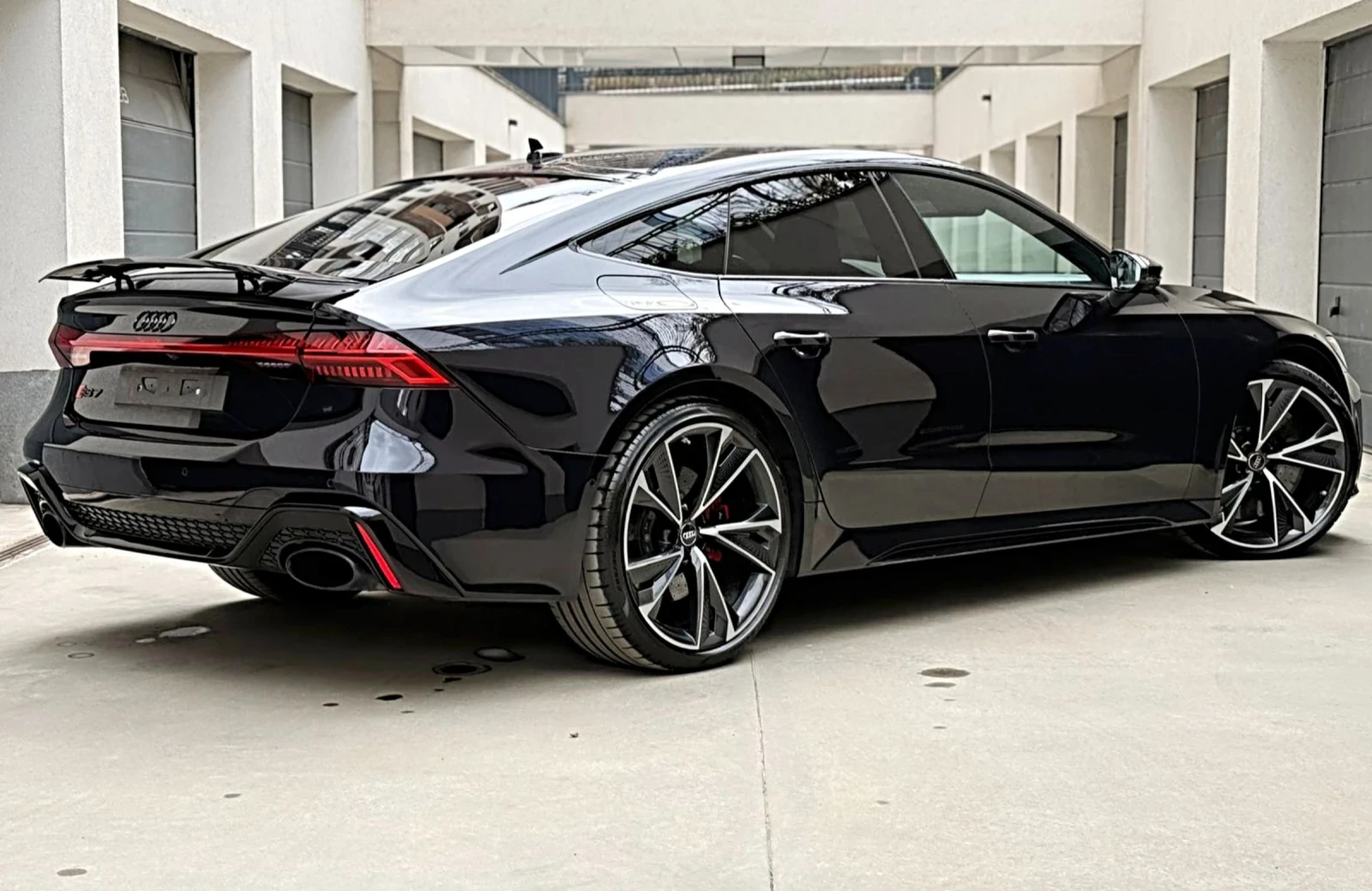 Audi Rs7 AUDI RS7 Ceramic Масажи Обдухване Full, снимка 5 - Автомобили и джипове - 53953619