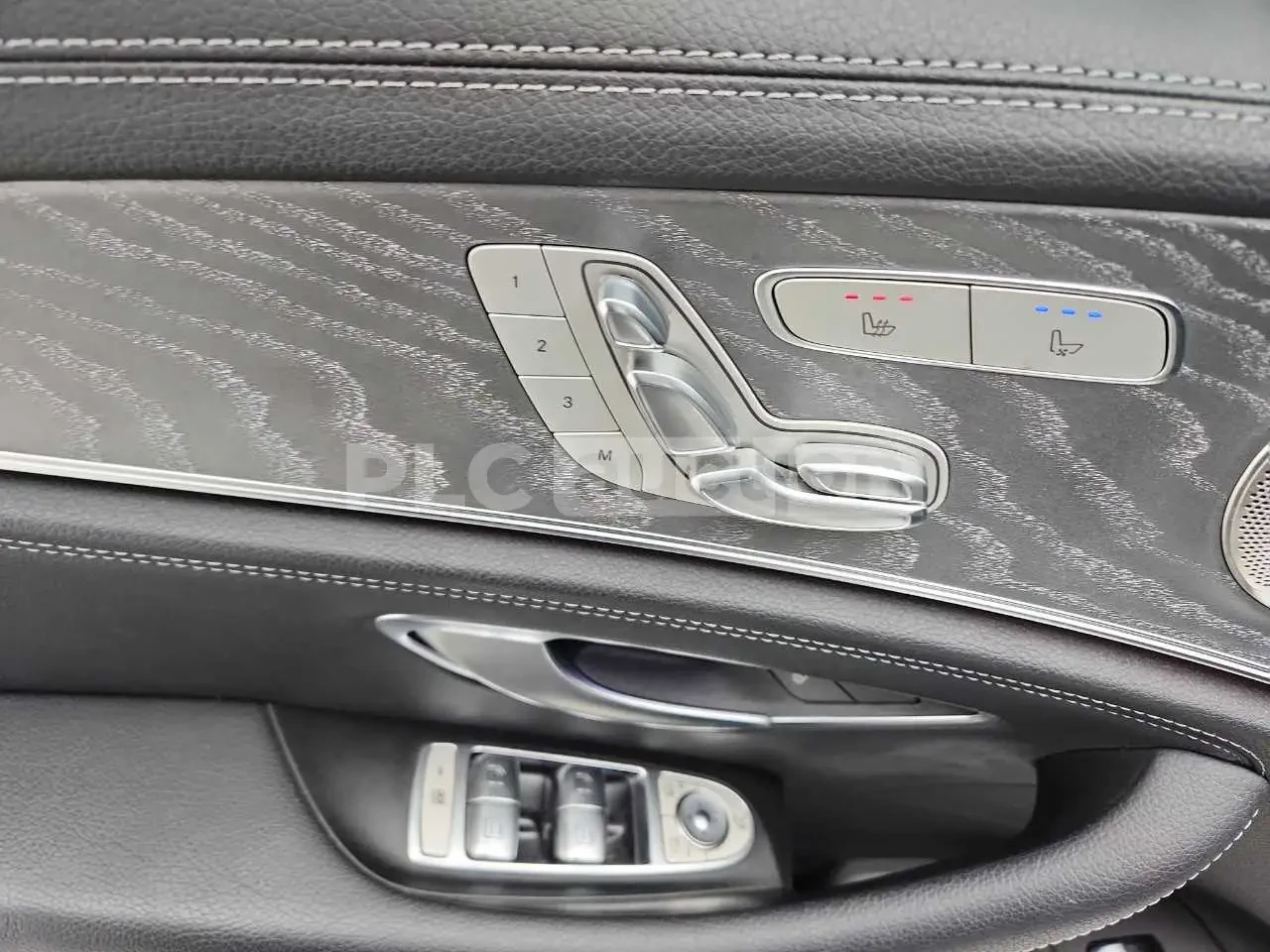 Mercedes-Benz E 350 burmester* multibeam led* Parking Assist, снимка 14 - Автомобили и джипове - 54162029