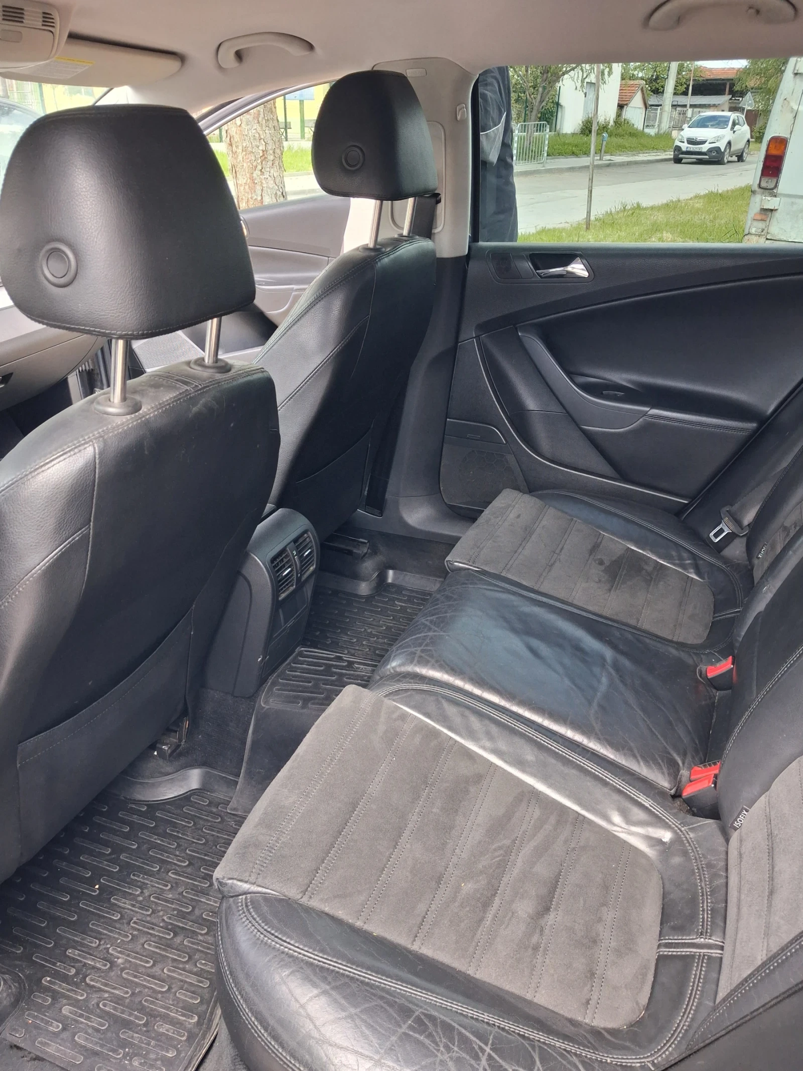 VW Passat, снимка 14 - Автомобили и джипове - 54414935