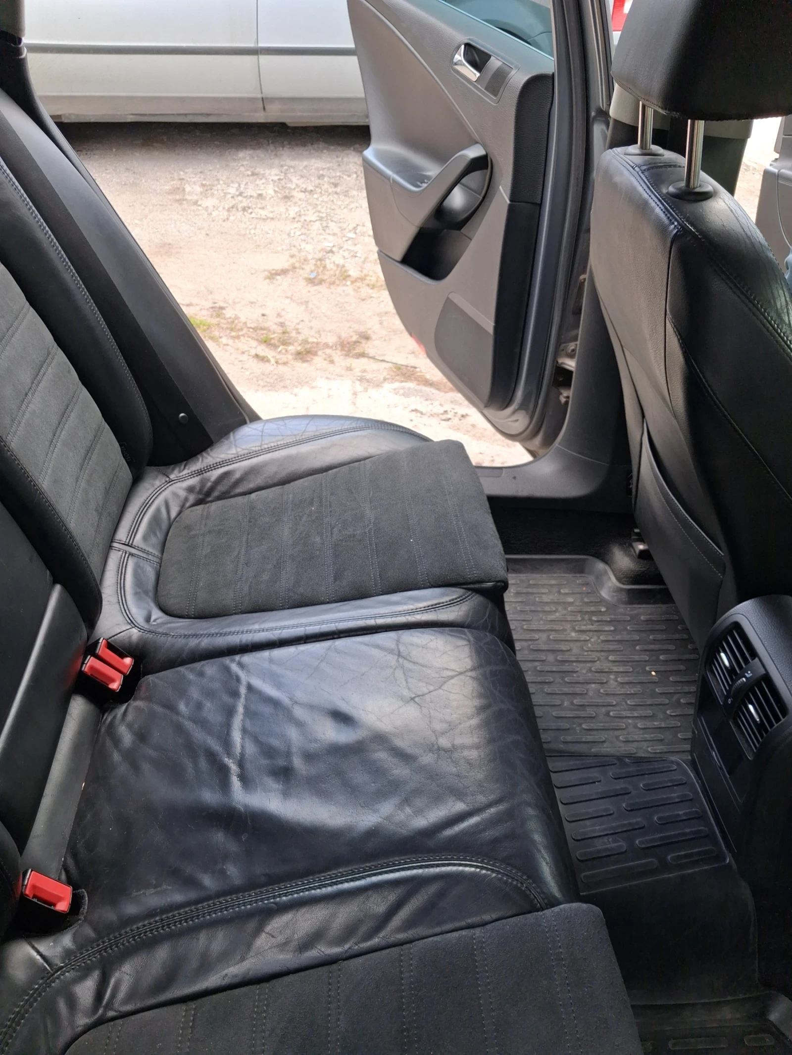 VW Passat, снимка 9 - Автомобили и джипове - 54414935