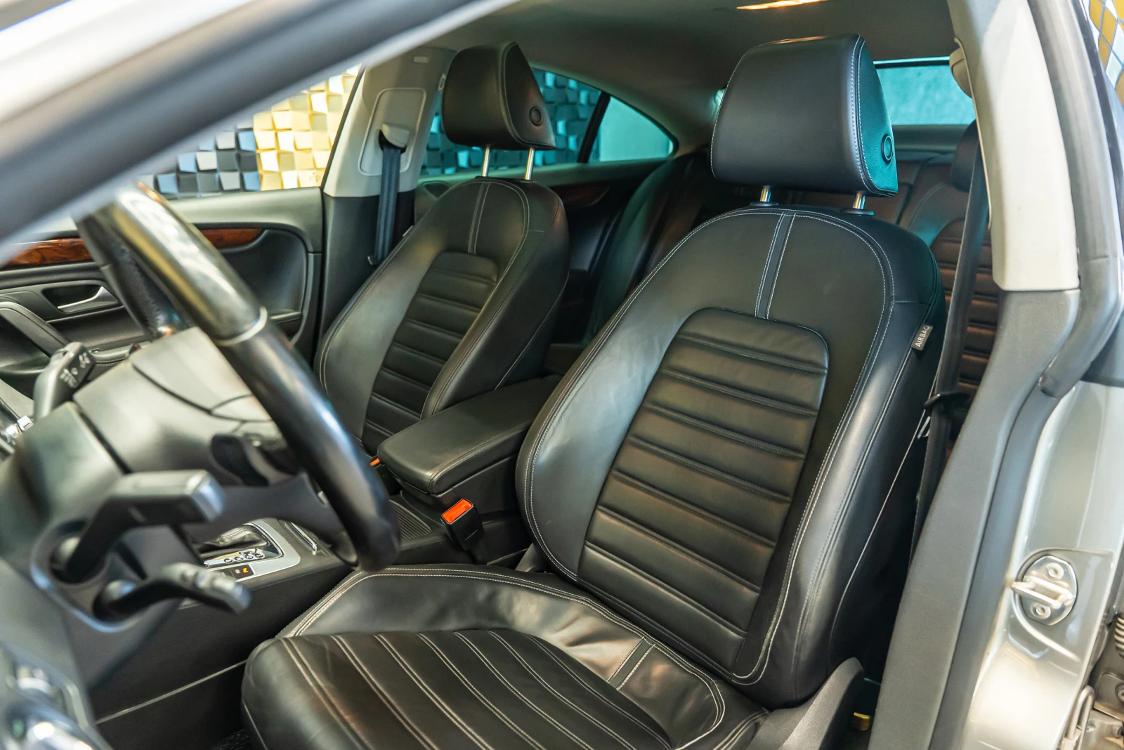 VW CC 3.6 V6 FSI, снимка 11 - Автомобили и джипове - 54498934