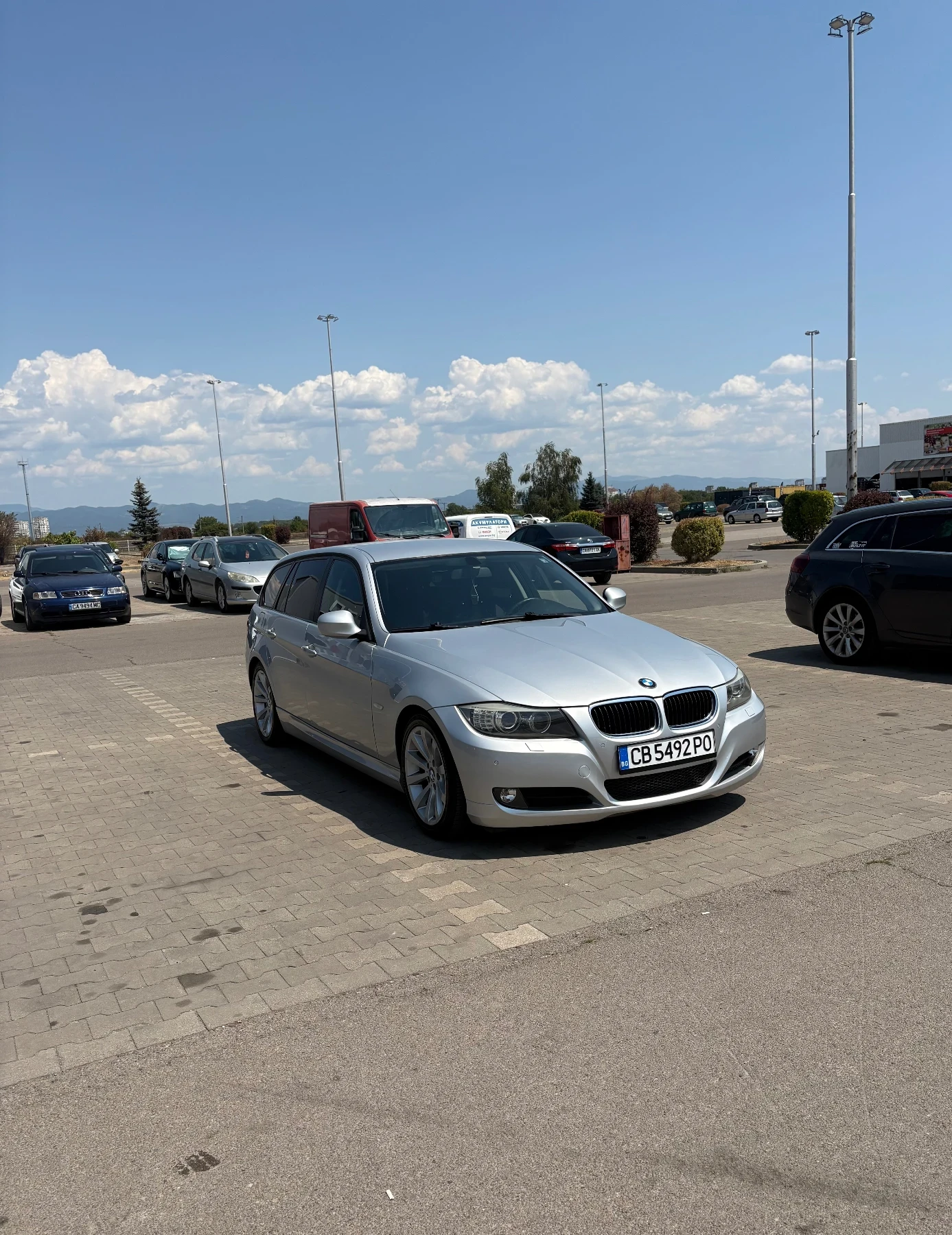 BMW 320