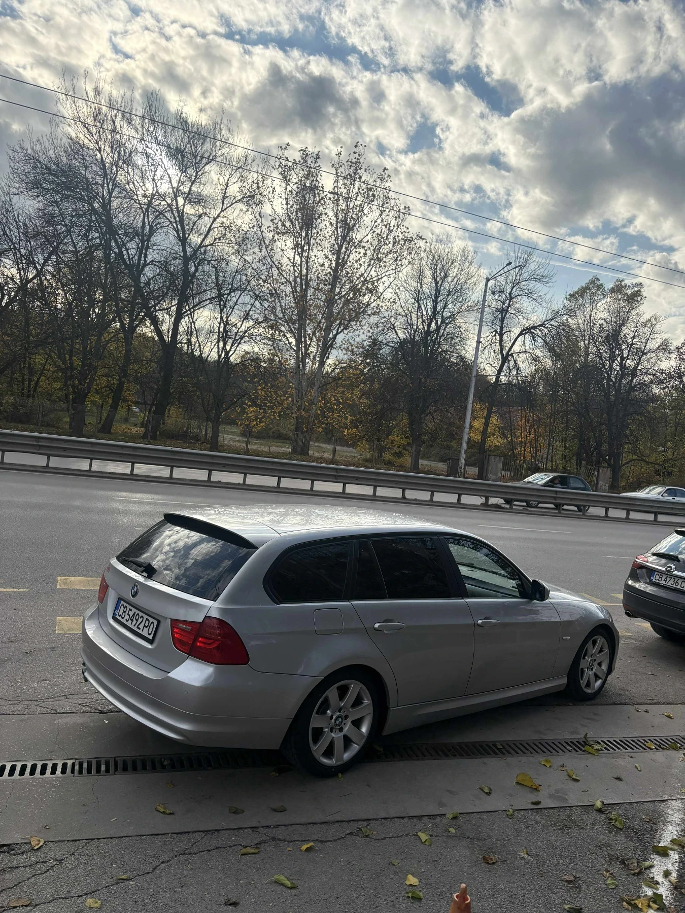 BMW 320, снимка 9 - Автомобили и джипове - 54904915