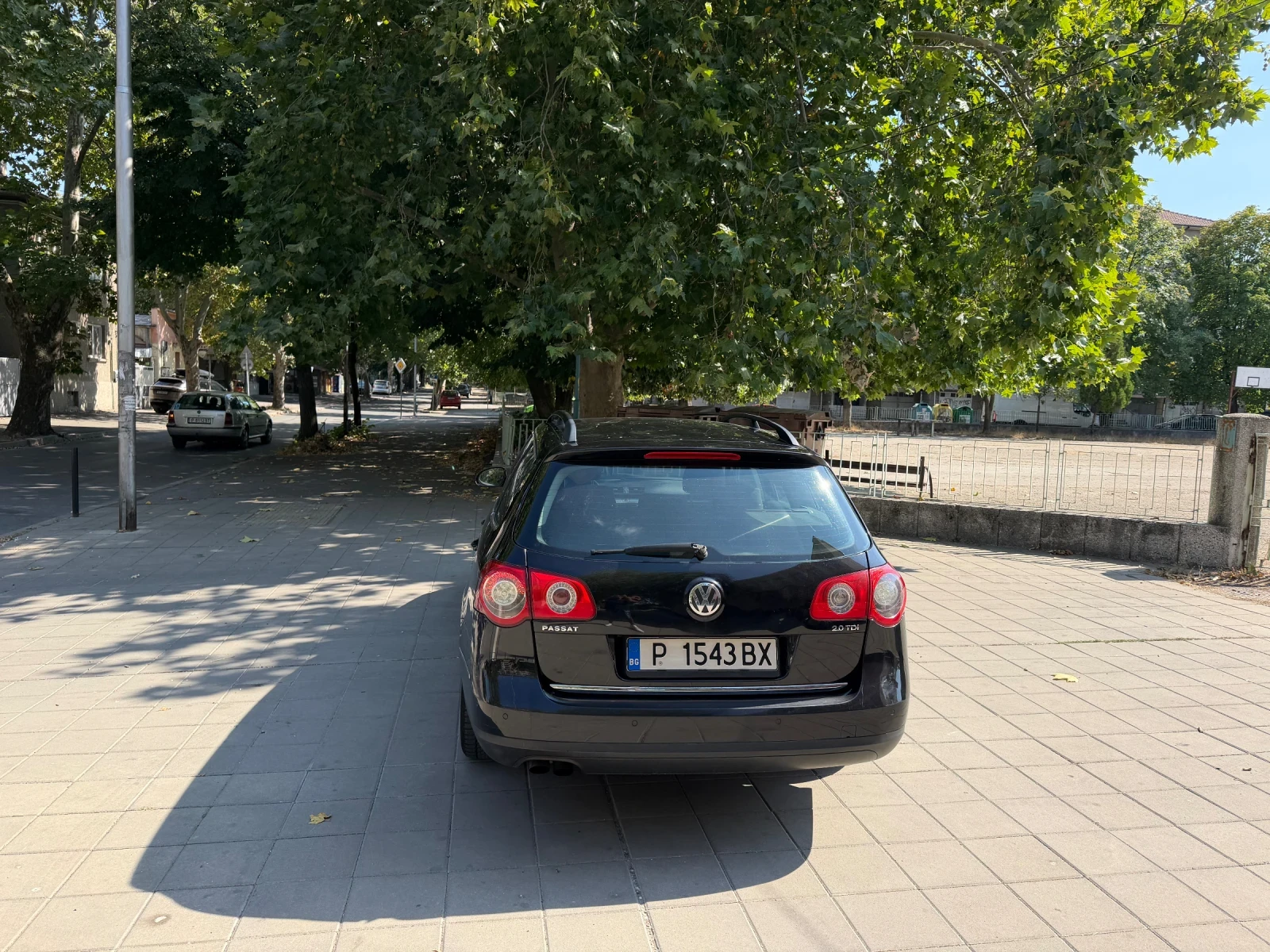 VW Passat 2.0 6 Ръчка , снимка 6 - Автомобили и джипове - 55802521