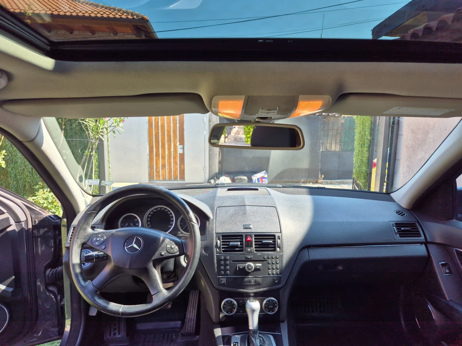 Mercedes-Benz C 220, снимка 10 - Автомобили и джипове - 56150419
