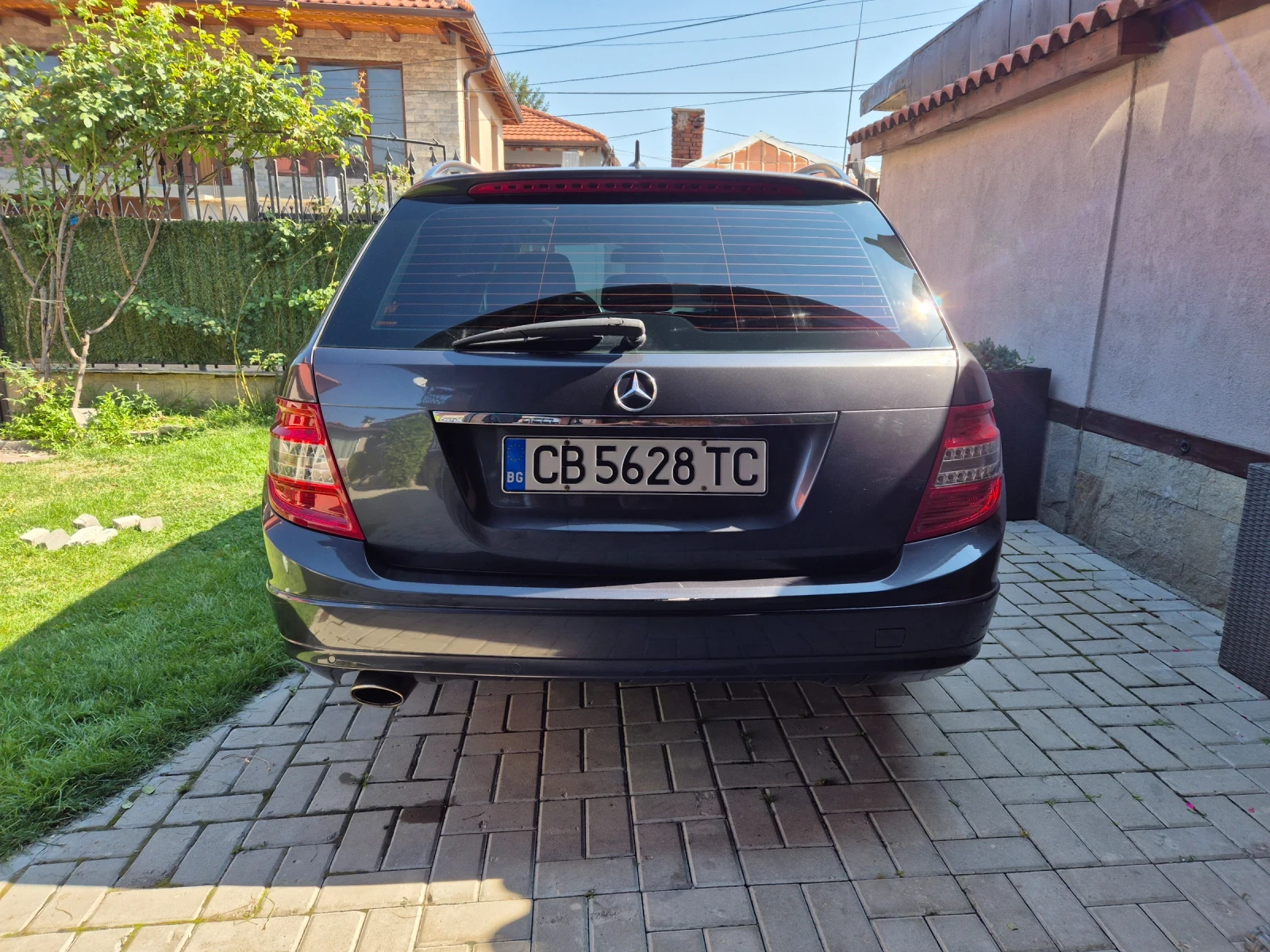 Mercedes-Benz C 220, снимка 5 - Автомобили и джипове - 56150419