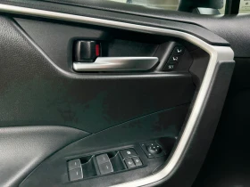 Toyota Rav4 HYBRID* AWD * 25 000km* XLE PREMIUM, снимка 15