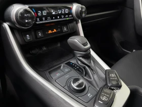 Toyota Rav4 HYBRID* AWD * 25 000km* XLE PREMIUM, снимка 10