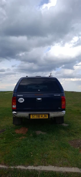 Toyota Hilux Пикап, снимка 2