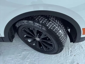 VW Tiguan * TRENDLINE * CARFAX * Navi* Camera, снимка 16