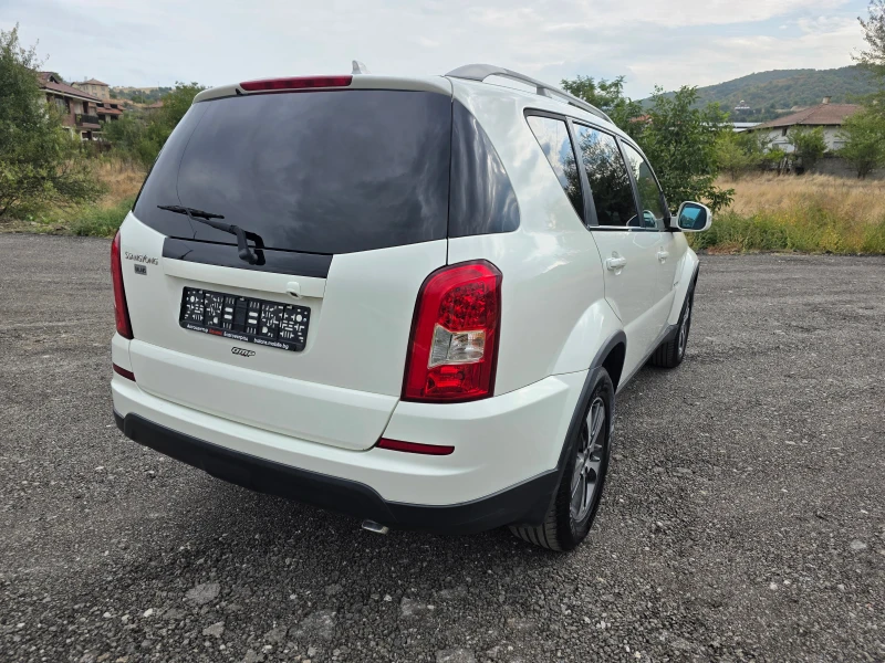 SsangYong Rexton 2.2D 114000km 4x4, снимка 6 - Автомобили и джипове - 51844571