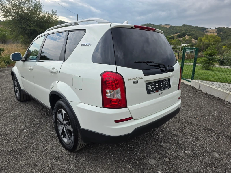 SsangYong Rexton 2.2D 114000km 4x4, снимка 4 - Автомобили и джипове - 51844571