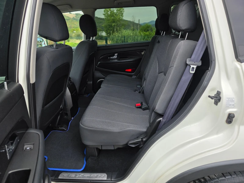 SsangYong Rexton 2.2D 114000km 4x4, снимка 10 - Автомобили и джипове - 51844571