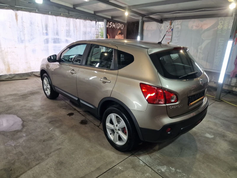 Nissan Qashqai 2.0- 4Х4-ПАНОРАМА-6+ 1, снимка 10 - Автомобили и джипове - 52192123