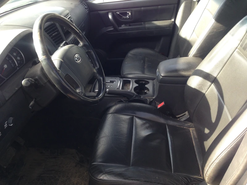 Kia Sorento 4x4/FACE/2.5CRDi/170kc/Кожа/Автоматик/Euro4, снимка 9 - Автомобили и джипове - 52444605