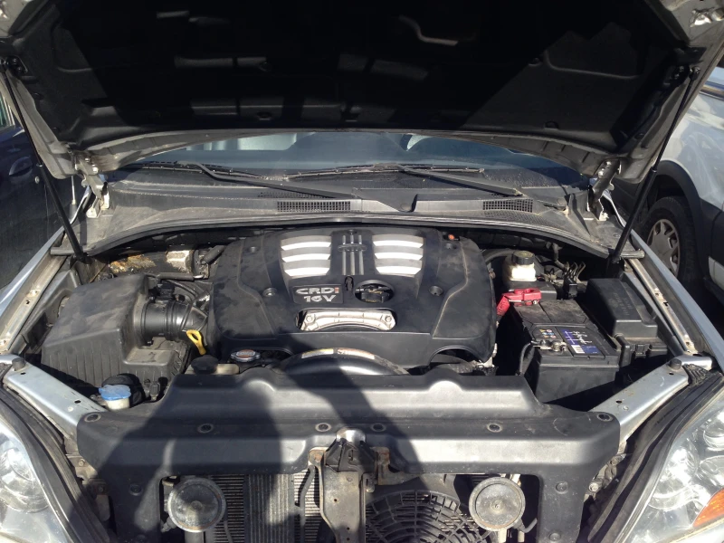 Kia Sorento 4x4/FACE/2.5CRDi/170kc/Кожа/Автоматик/Euro4, снимка 16 - Автомобили и джипове - 52444605